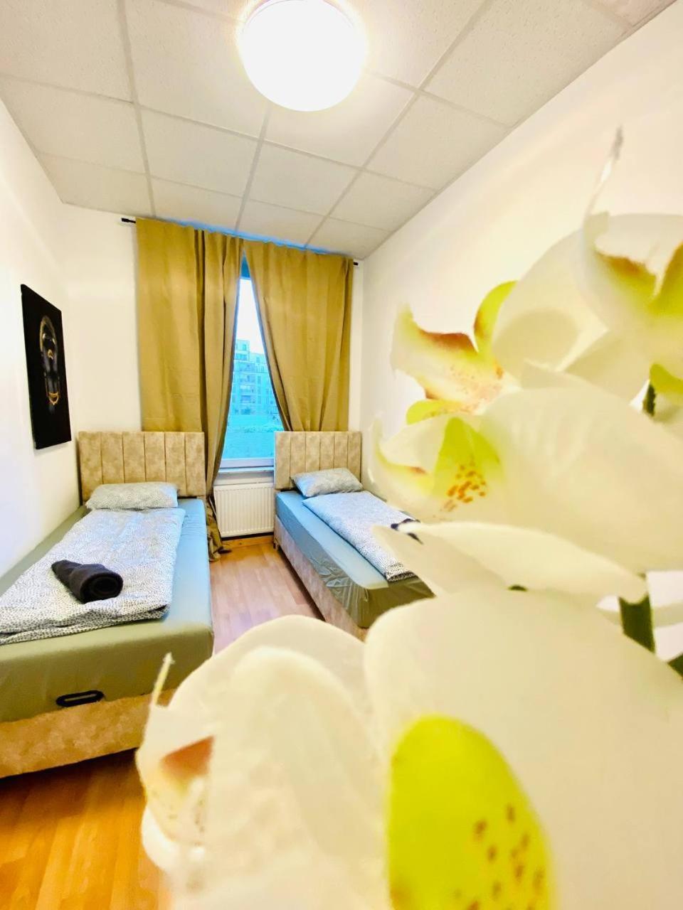 Comfortable In The 23rd District Of Fr4 Wien